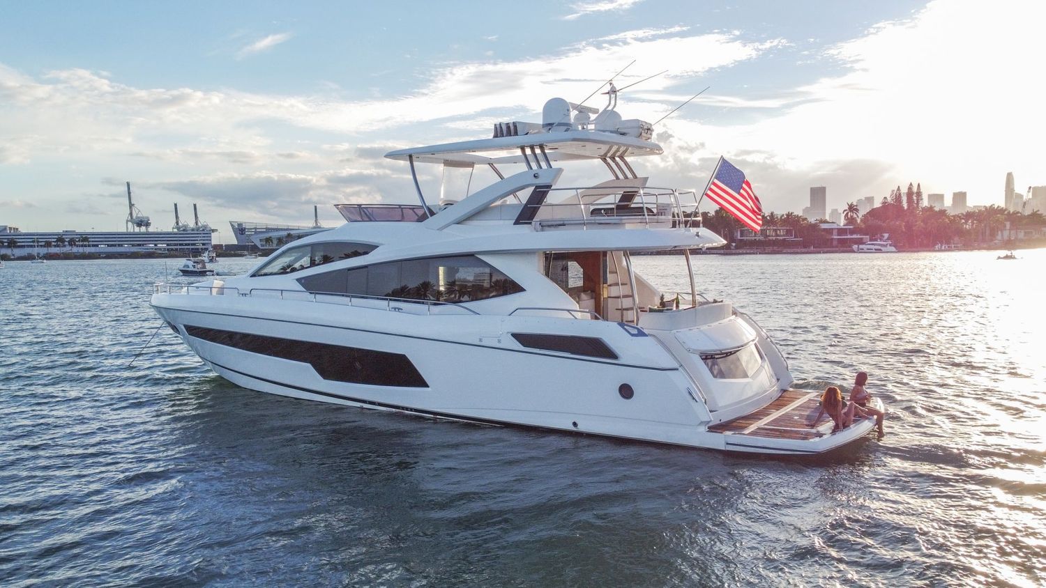yacht-551079