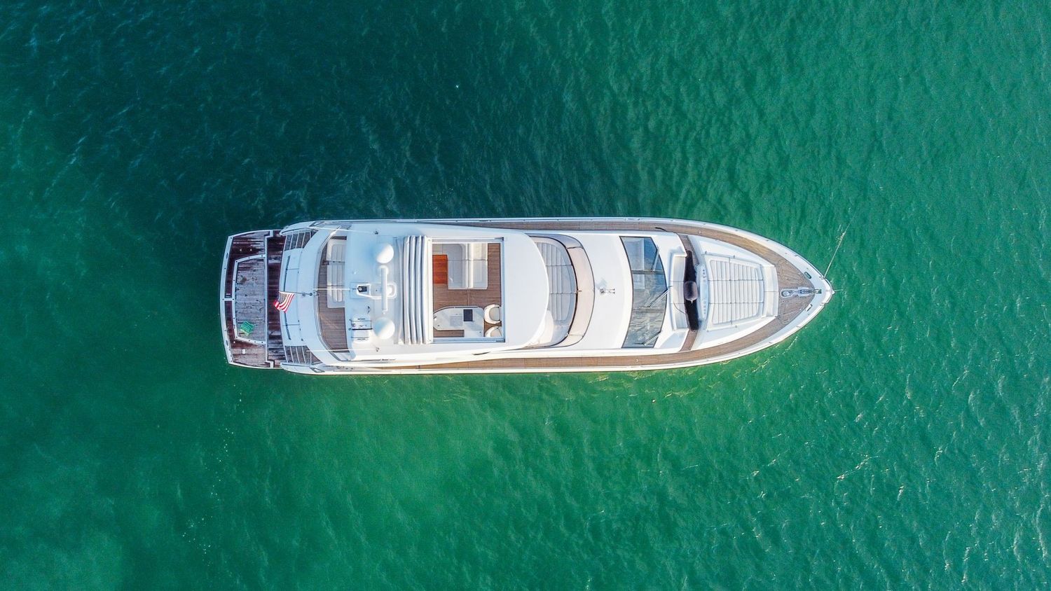 yacht-551075
