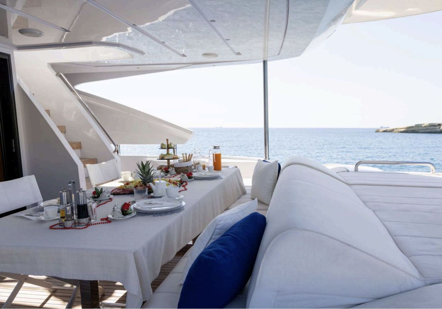 yacht-550914