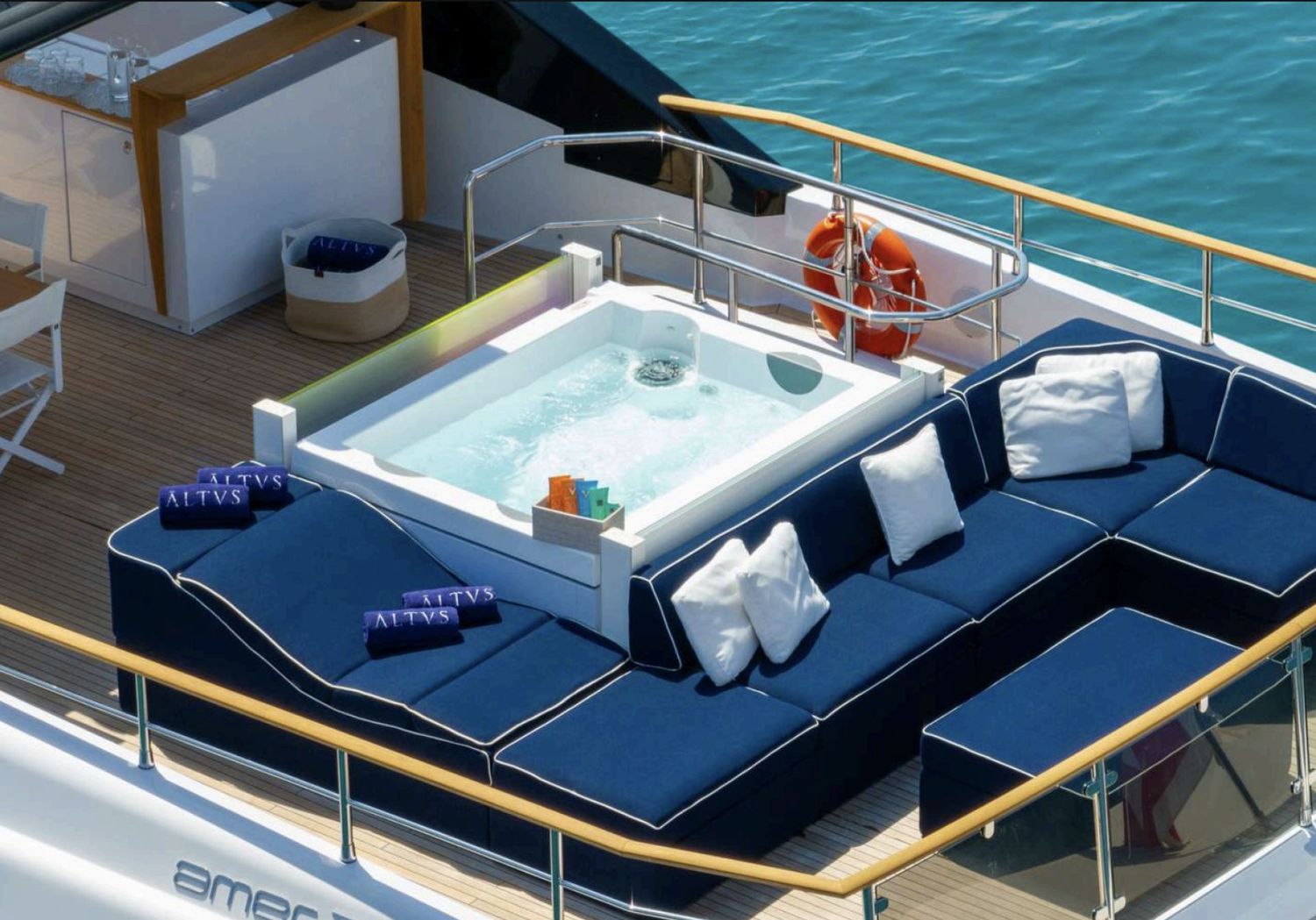 yacht-550924