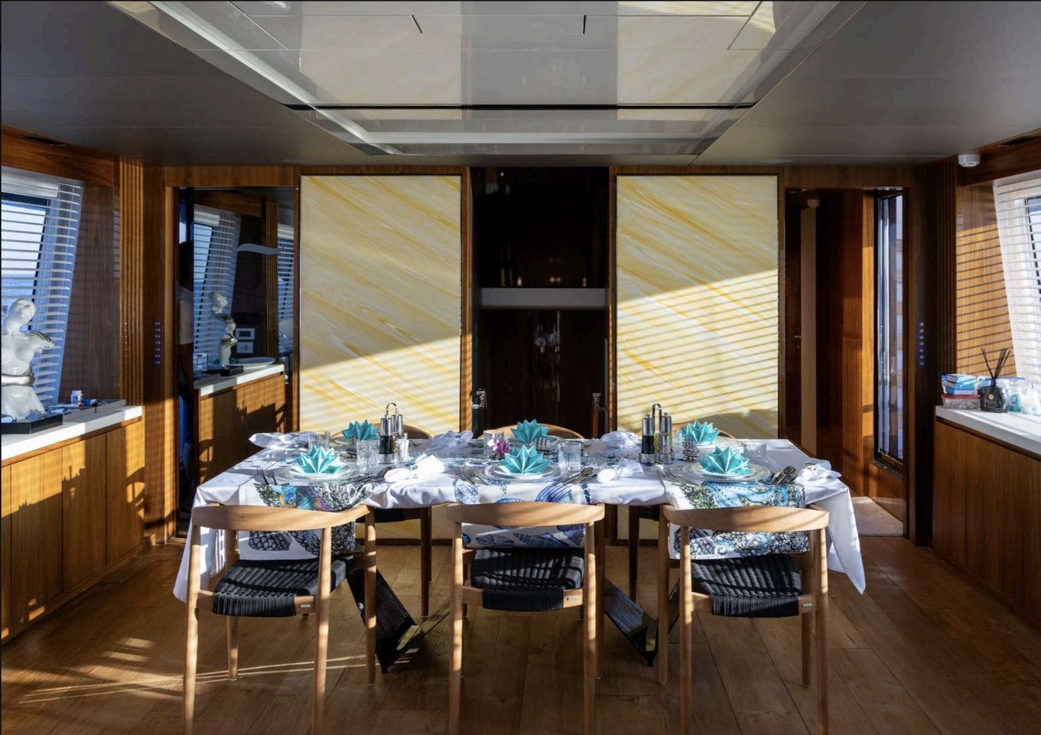 yacht-550927