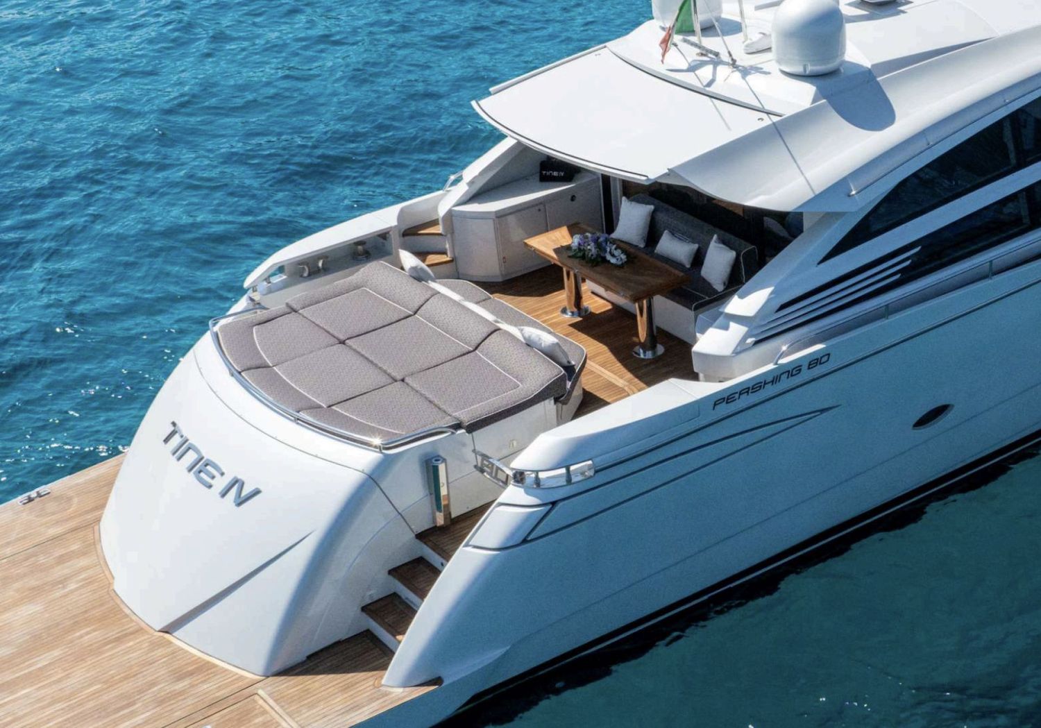 yacht-550904