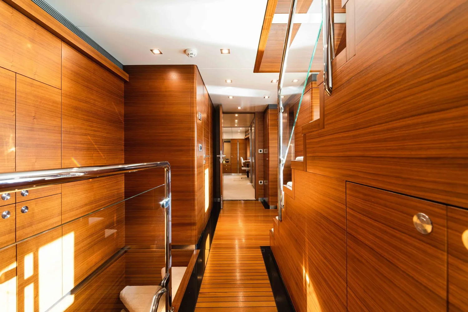 yacht-558570