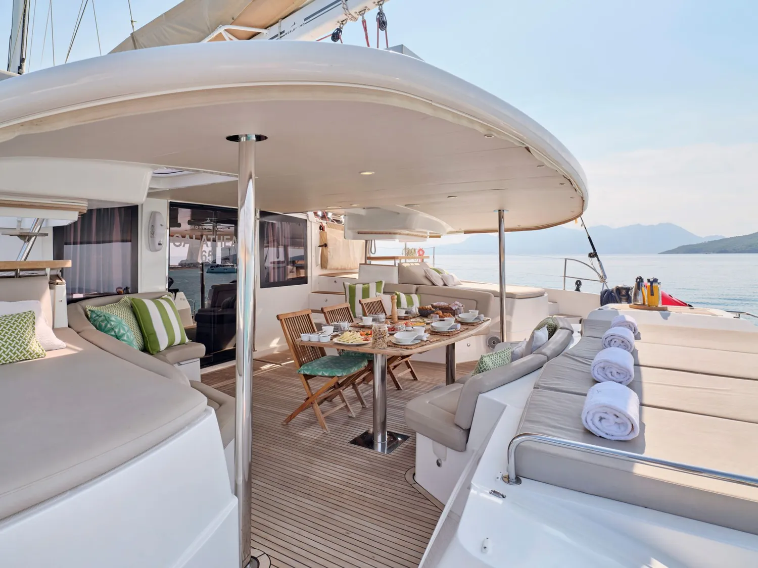 yacht-587320