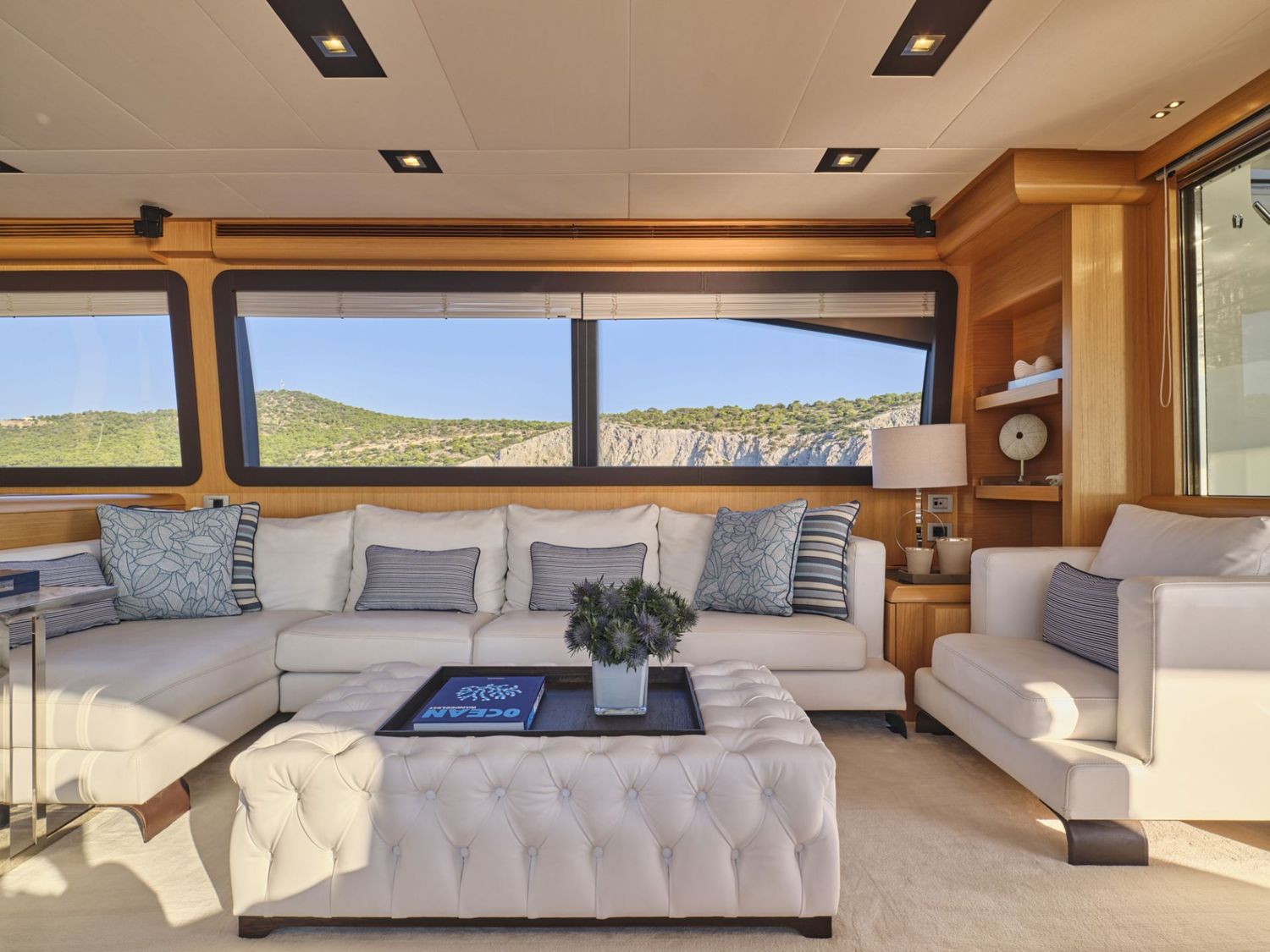yacht-551629