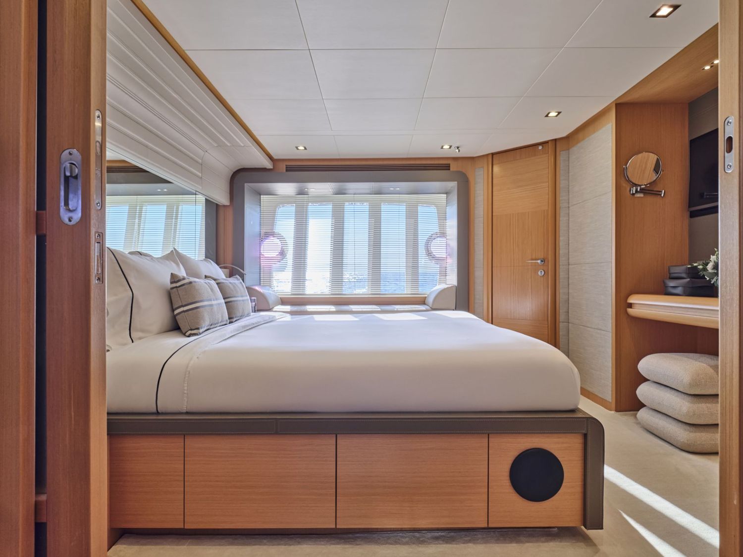 yacht-551624