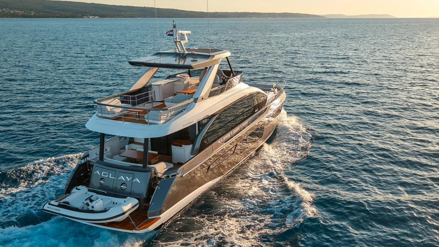 yacht-577782