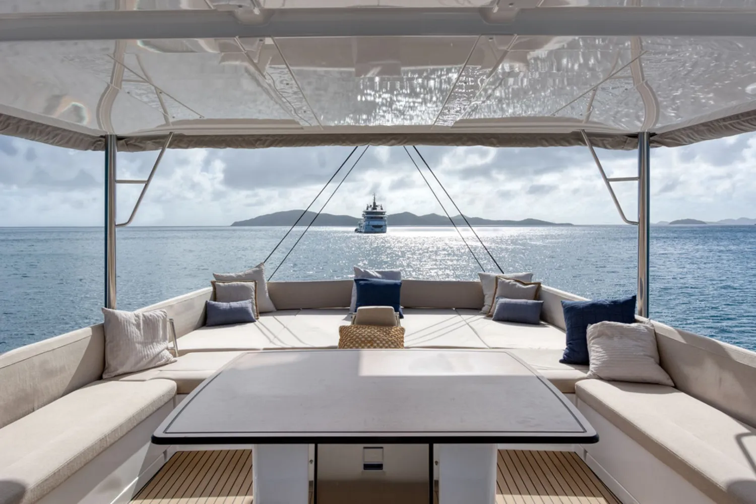 yacht-563007