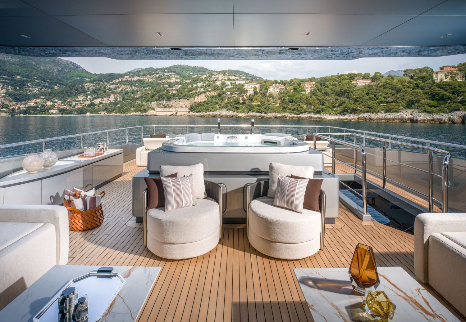 yacht-551036