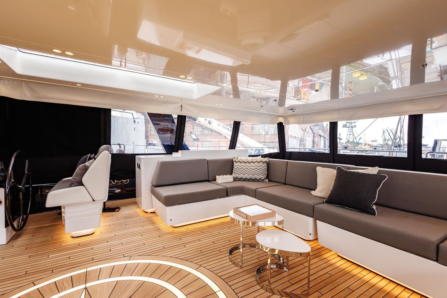 yacht-551076
