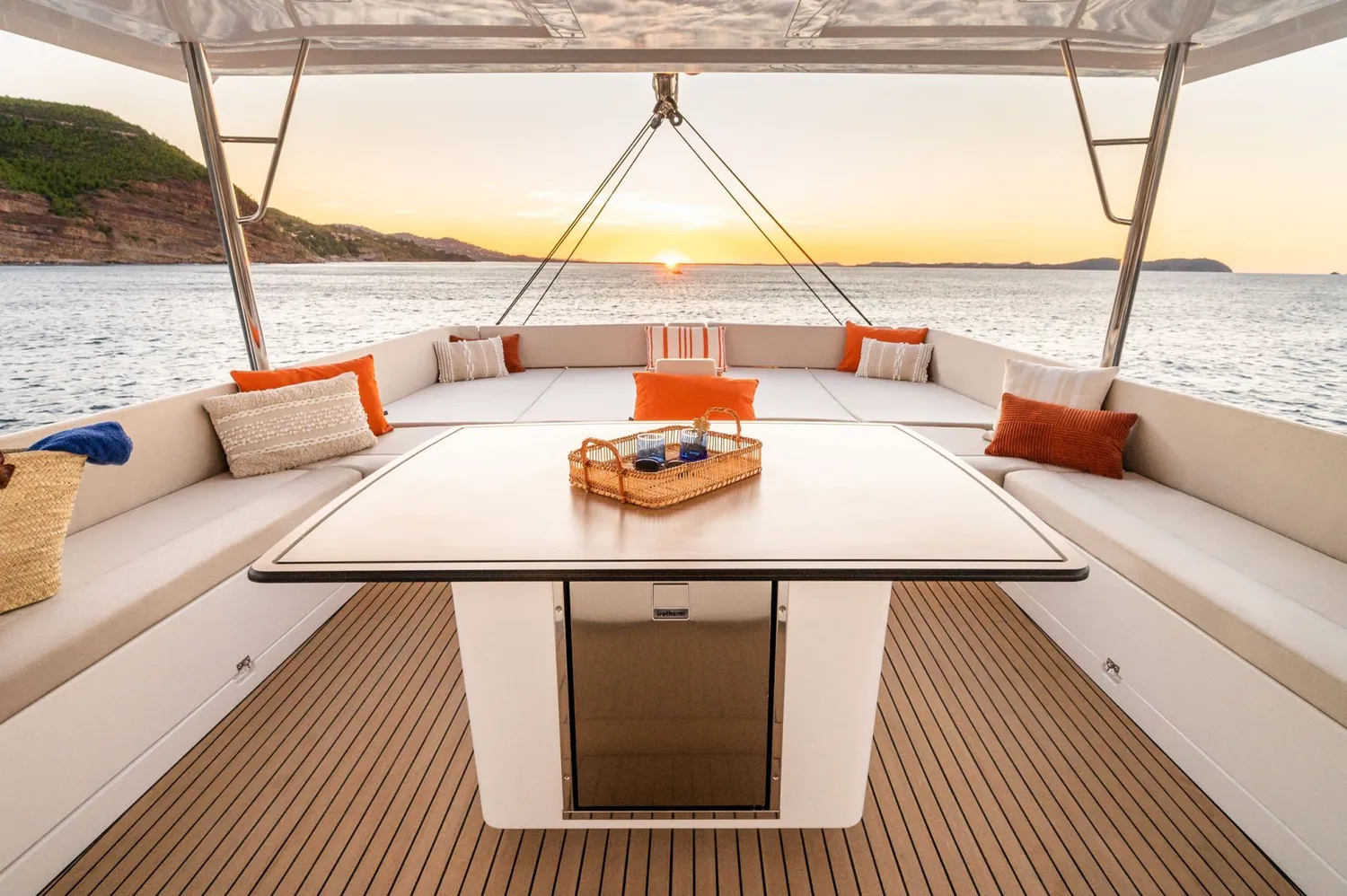 yacht-551117