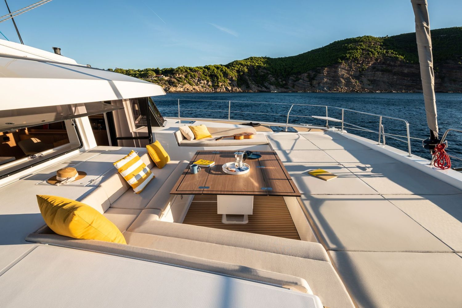 yacht-551120