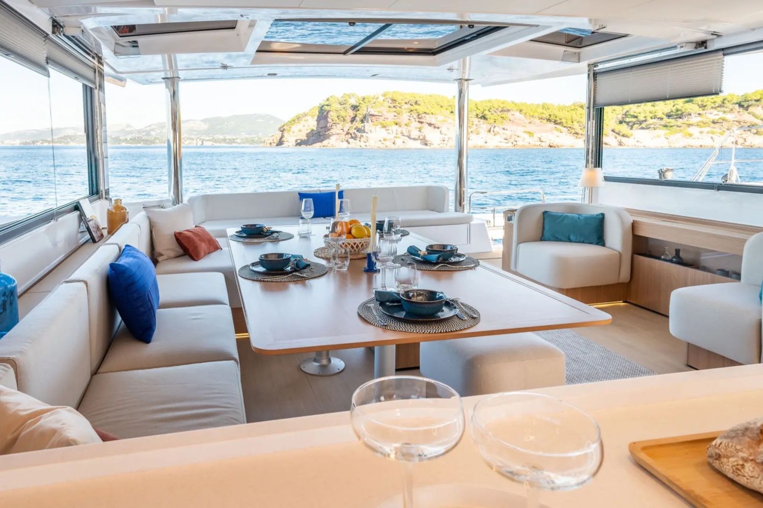 yacht-551112