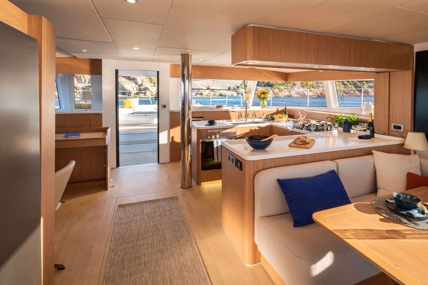 yacht-551108
