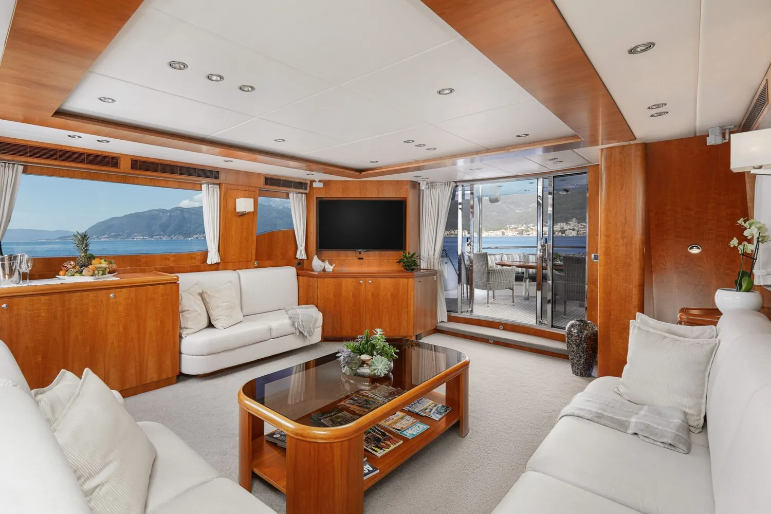 yacht-576938