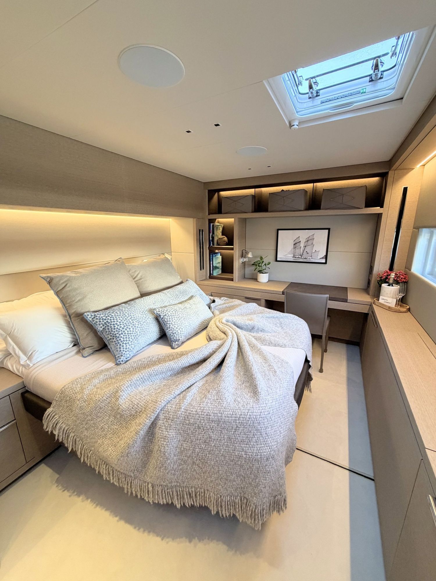 yacht-553756