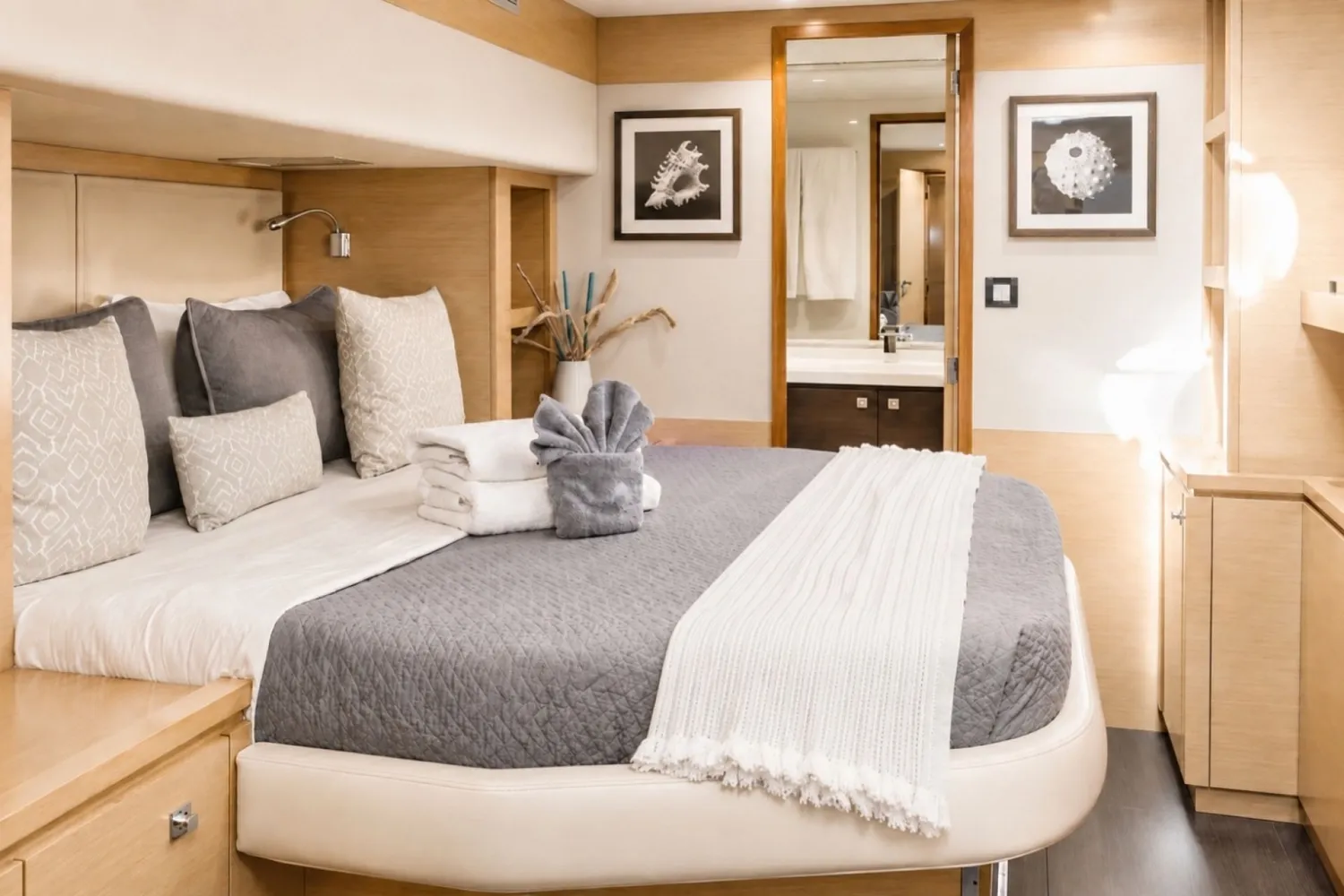 yacht-591673