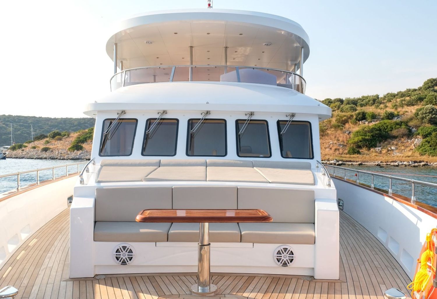 yacht-551208