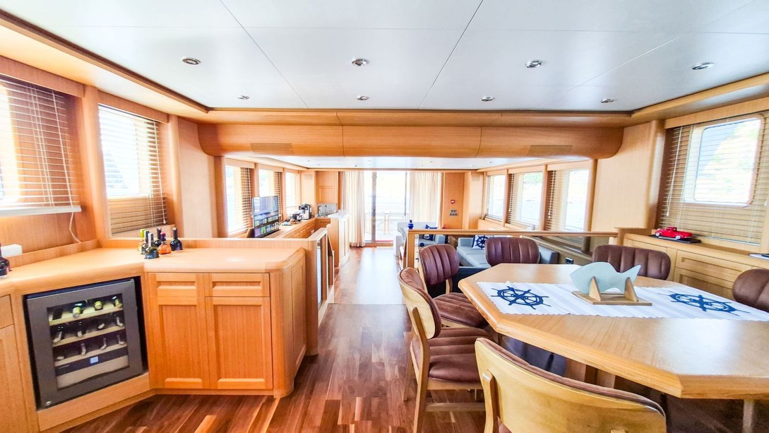 yacht-551201