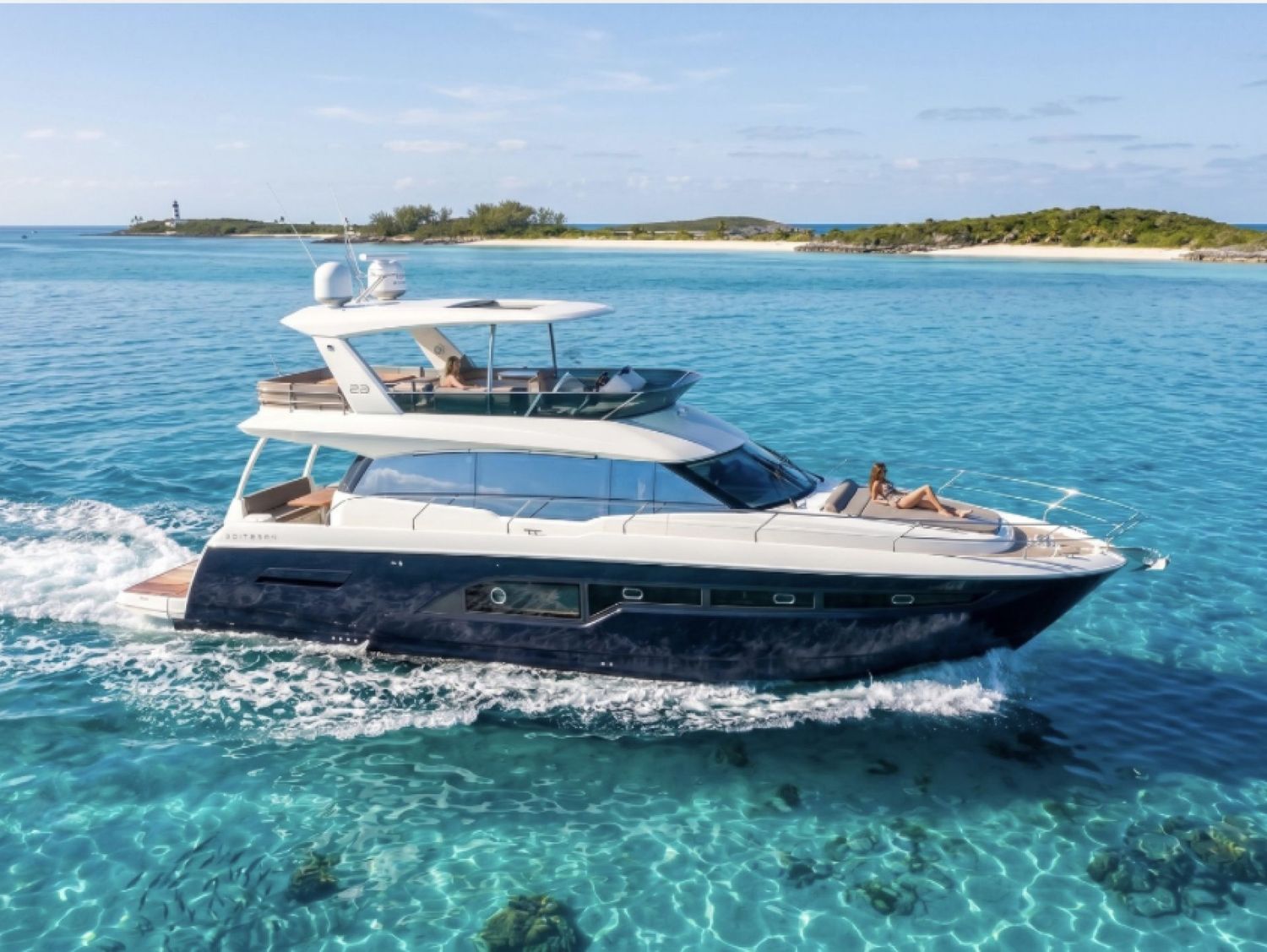 yacht-551256