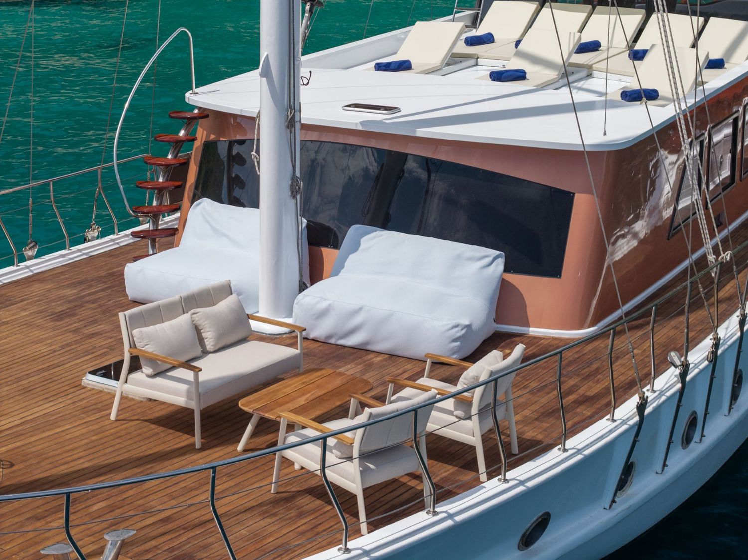yacht-553669