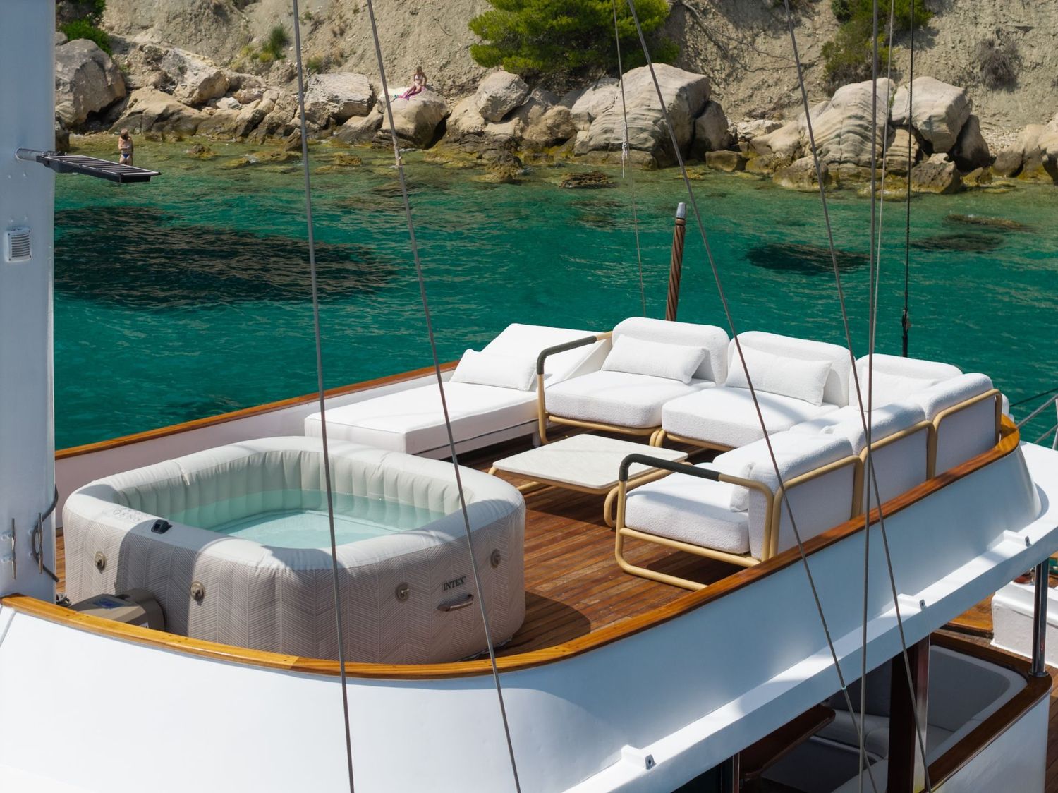 yacht-553675