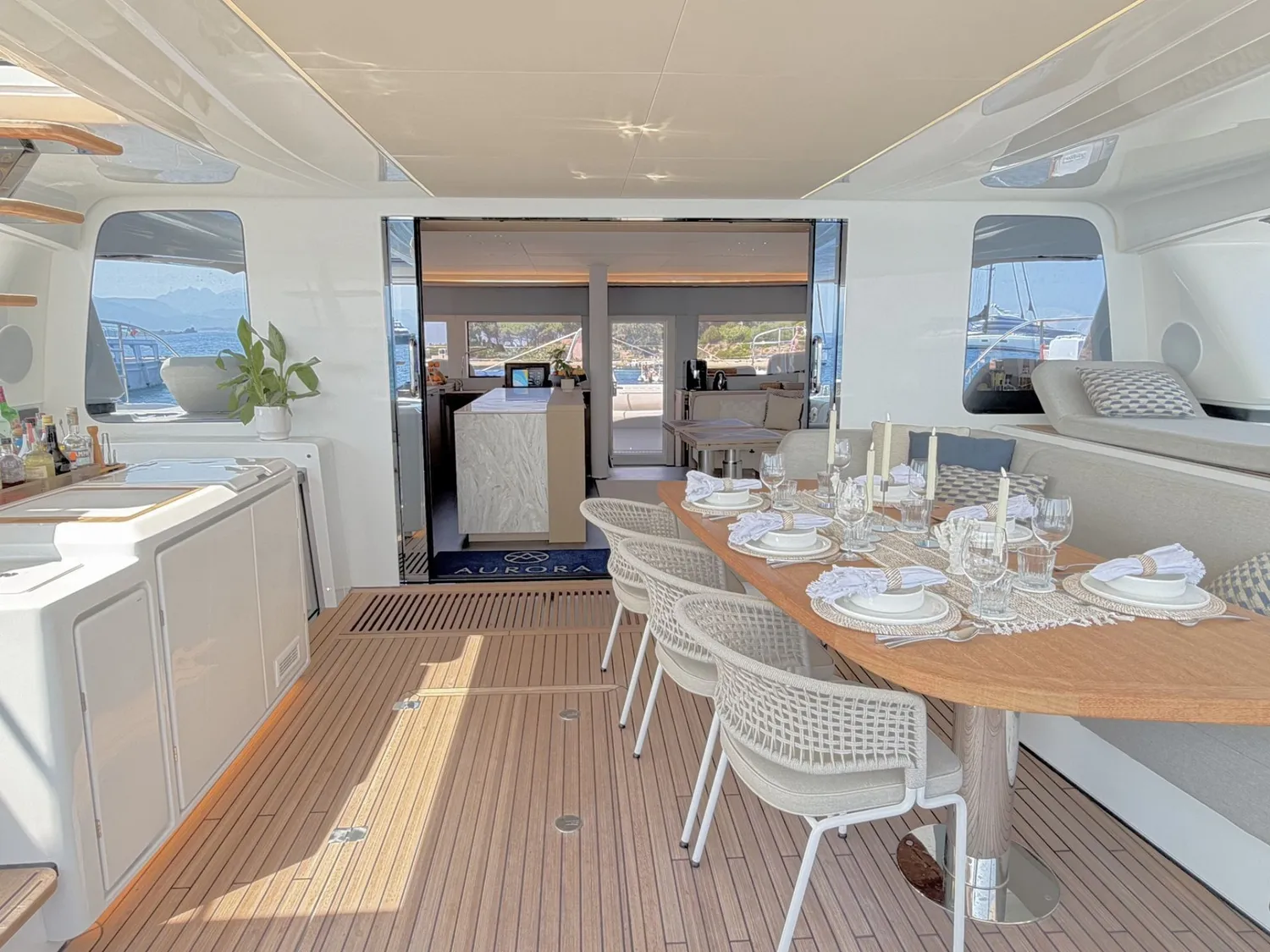 yacht-553749