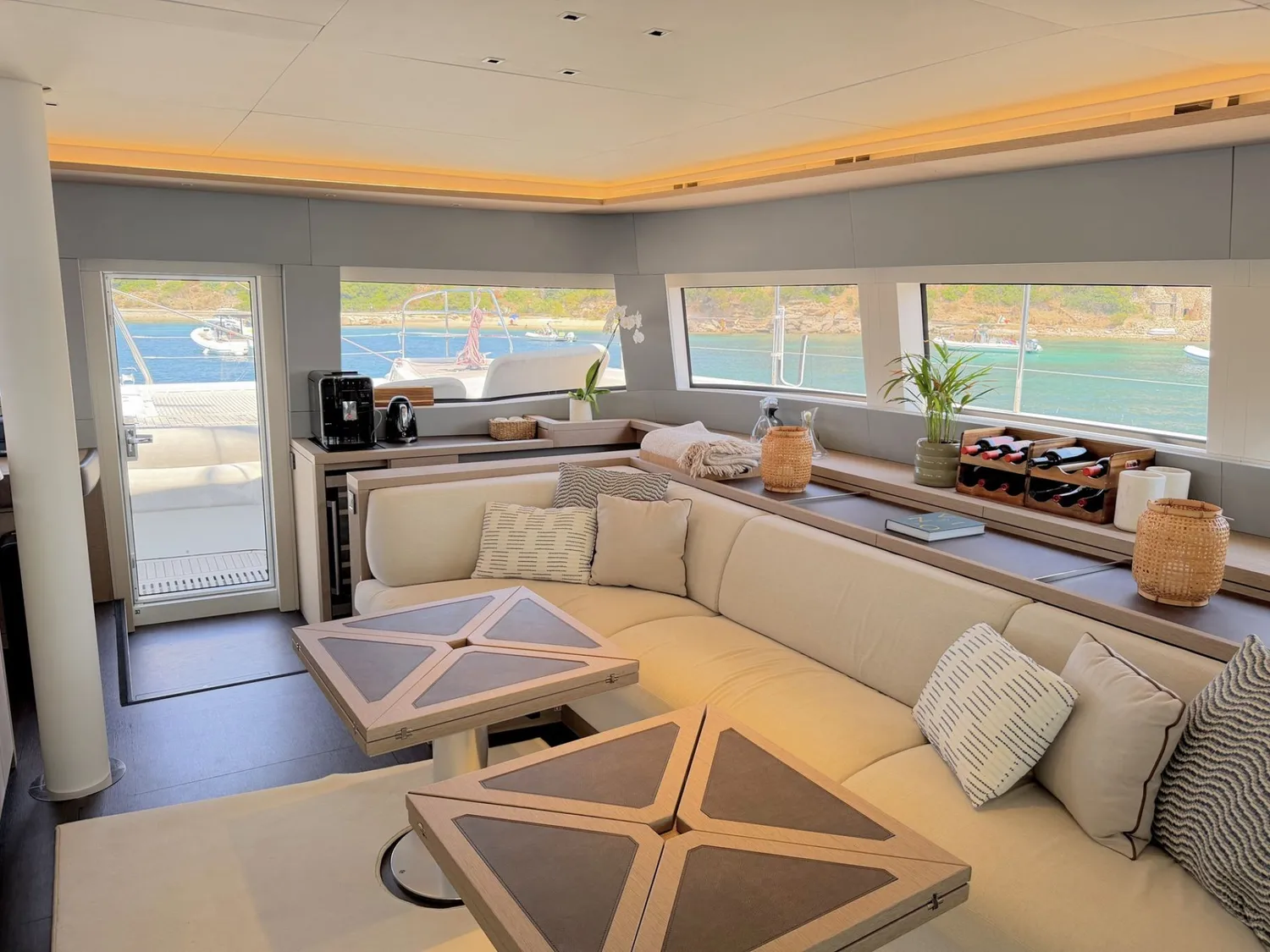 yacht-553753