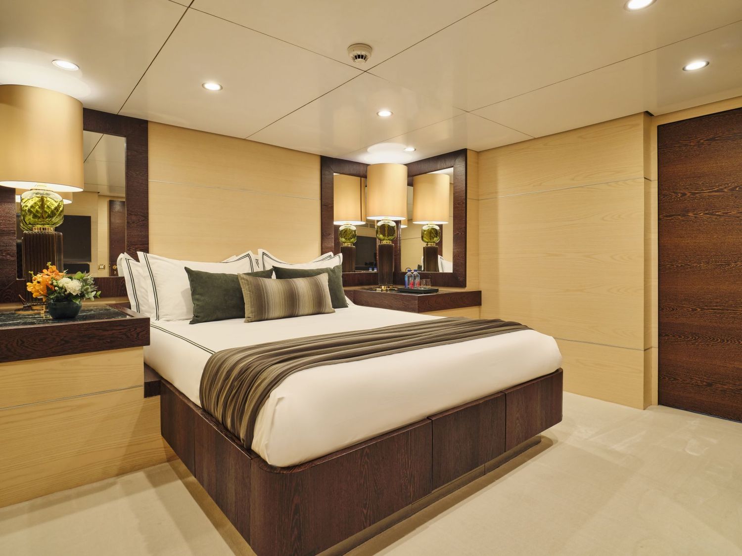 yacht-554778