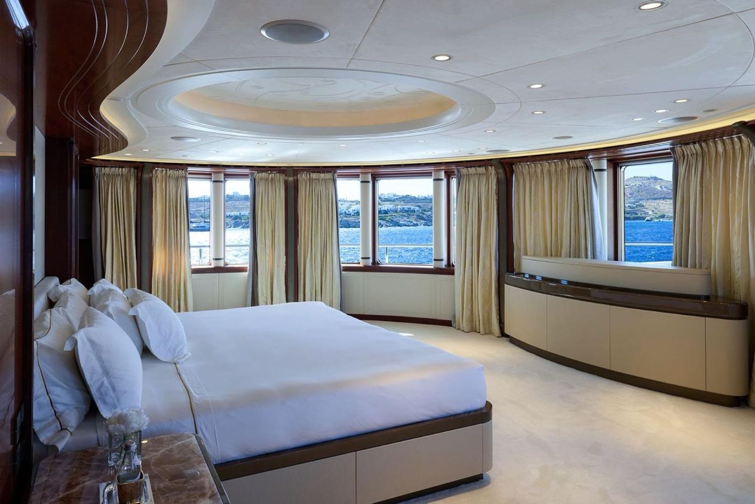 yacht-554793