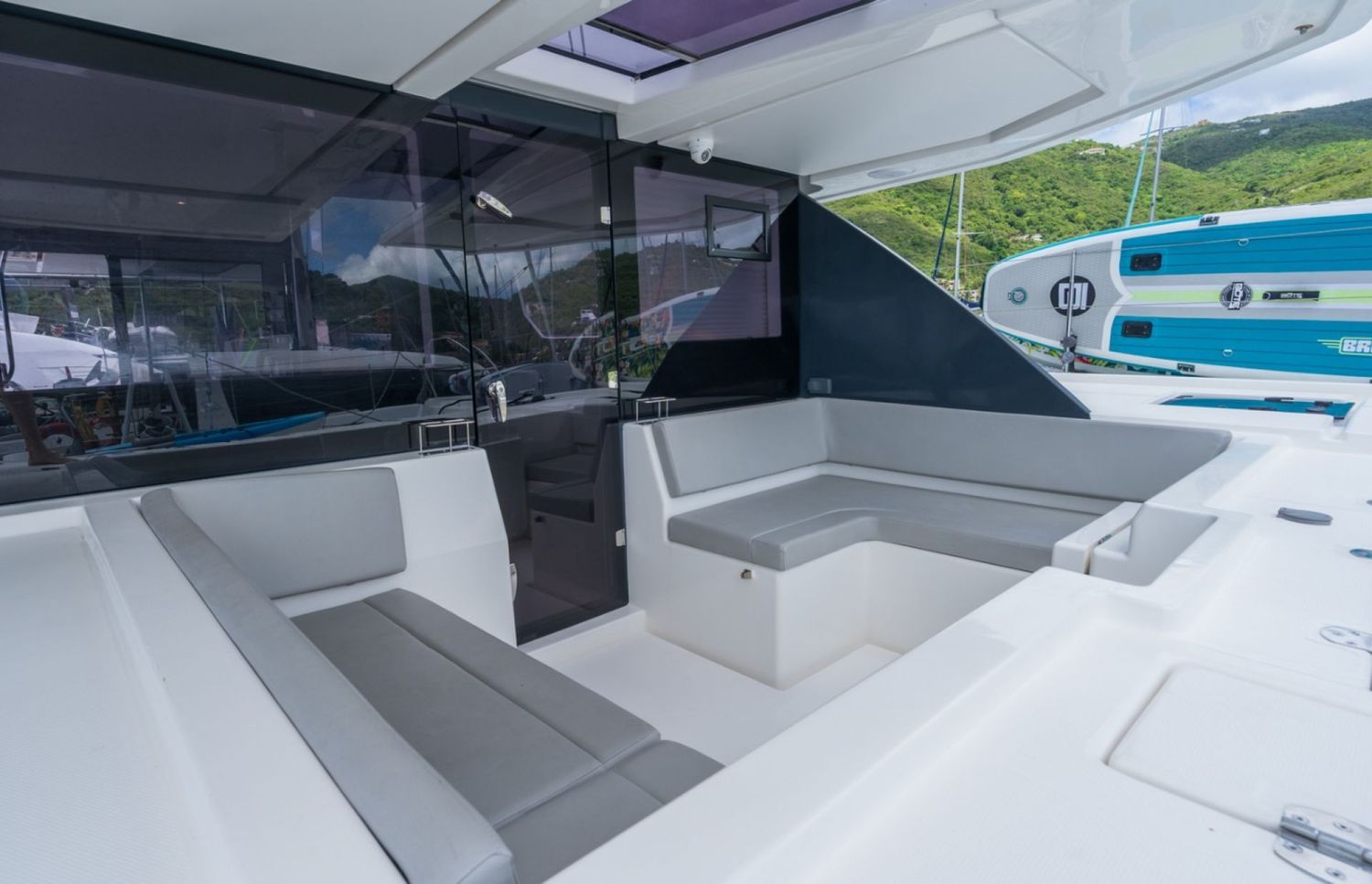 yacht-554894
