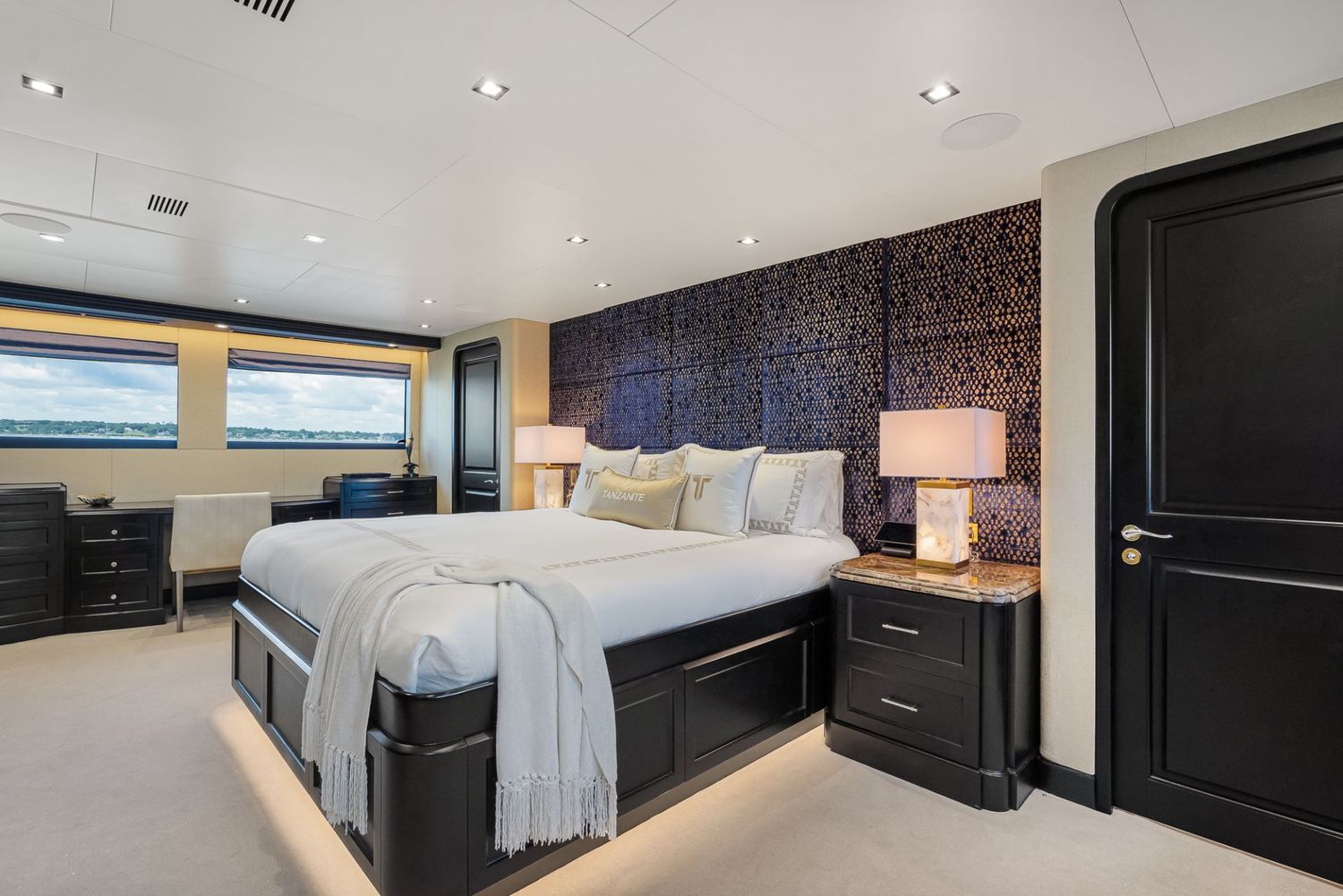 yacht-554921