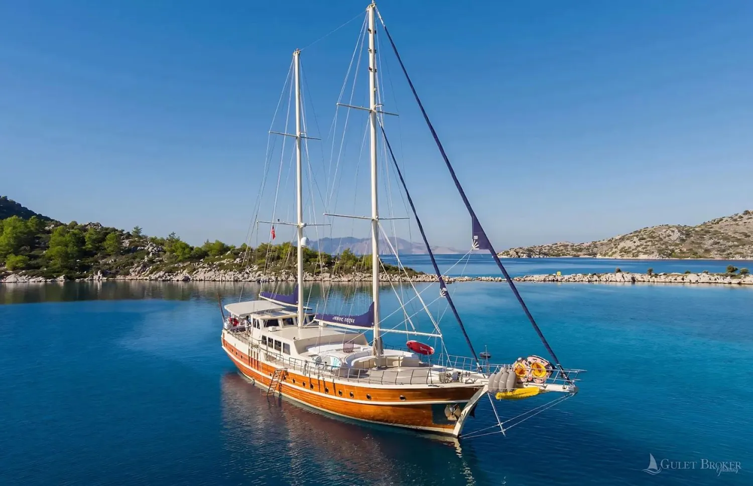 yacht-566211