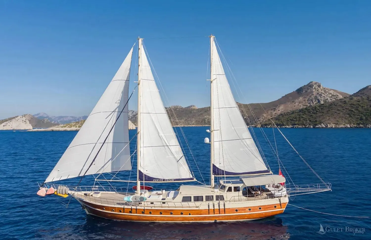 yacht-566204
