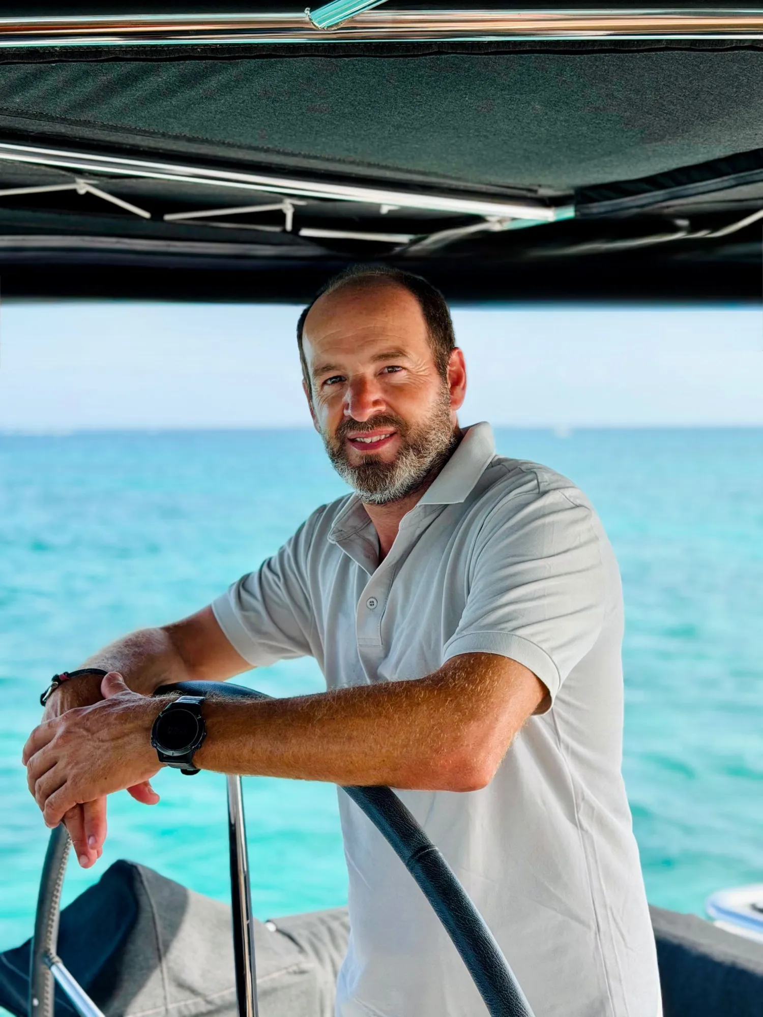crew-1972628