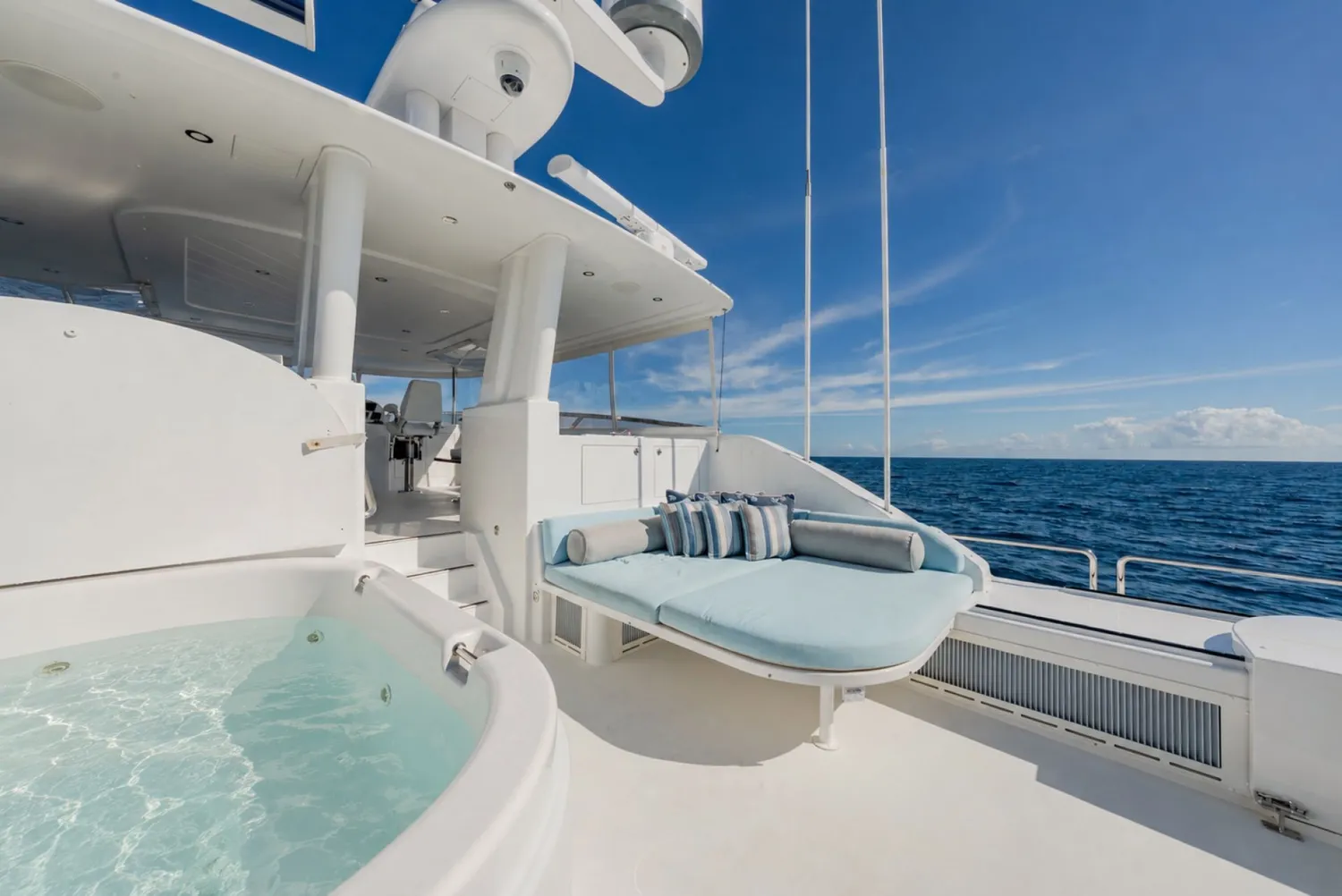 yacht-574391