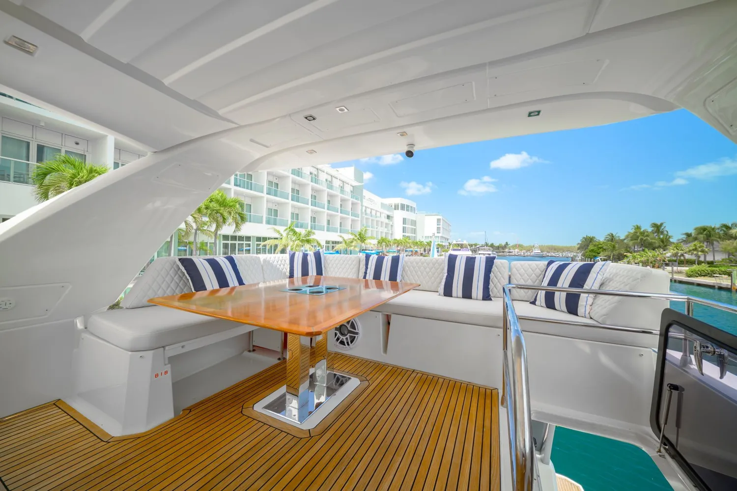 yacht-604874