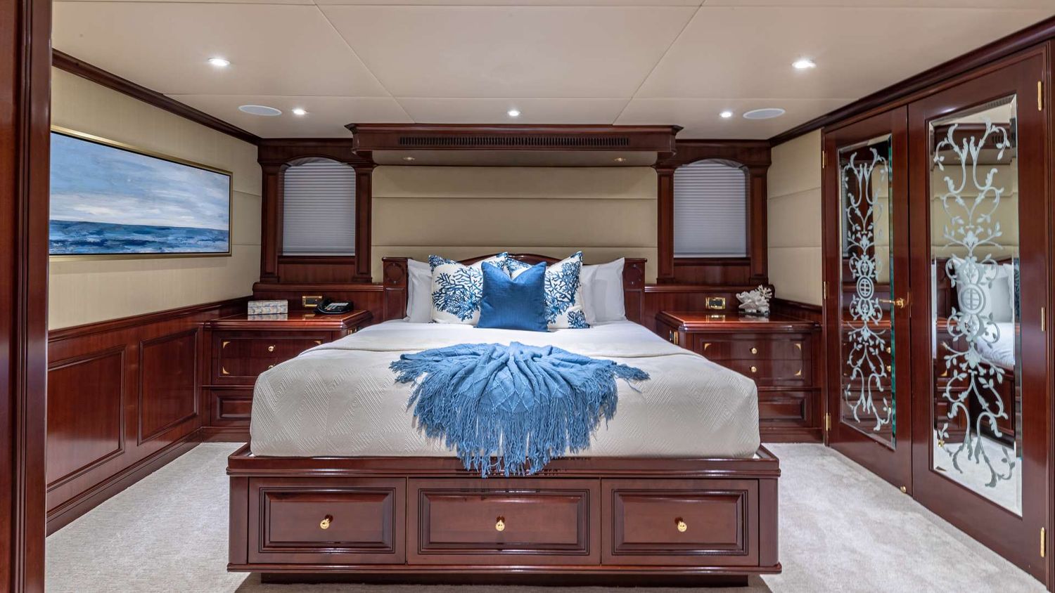 yacht-70129