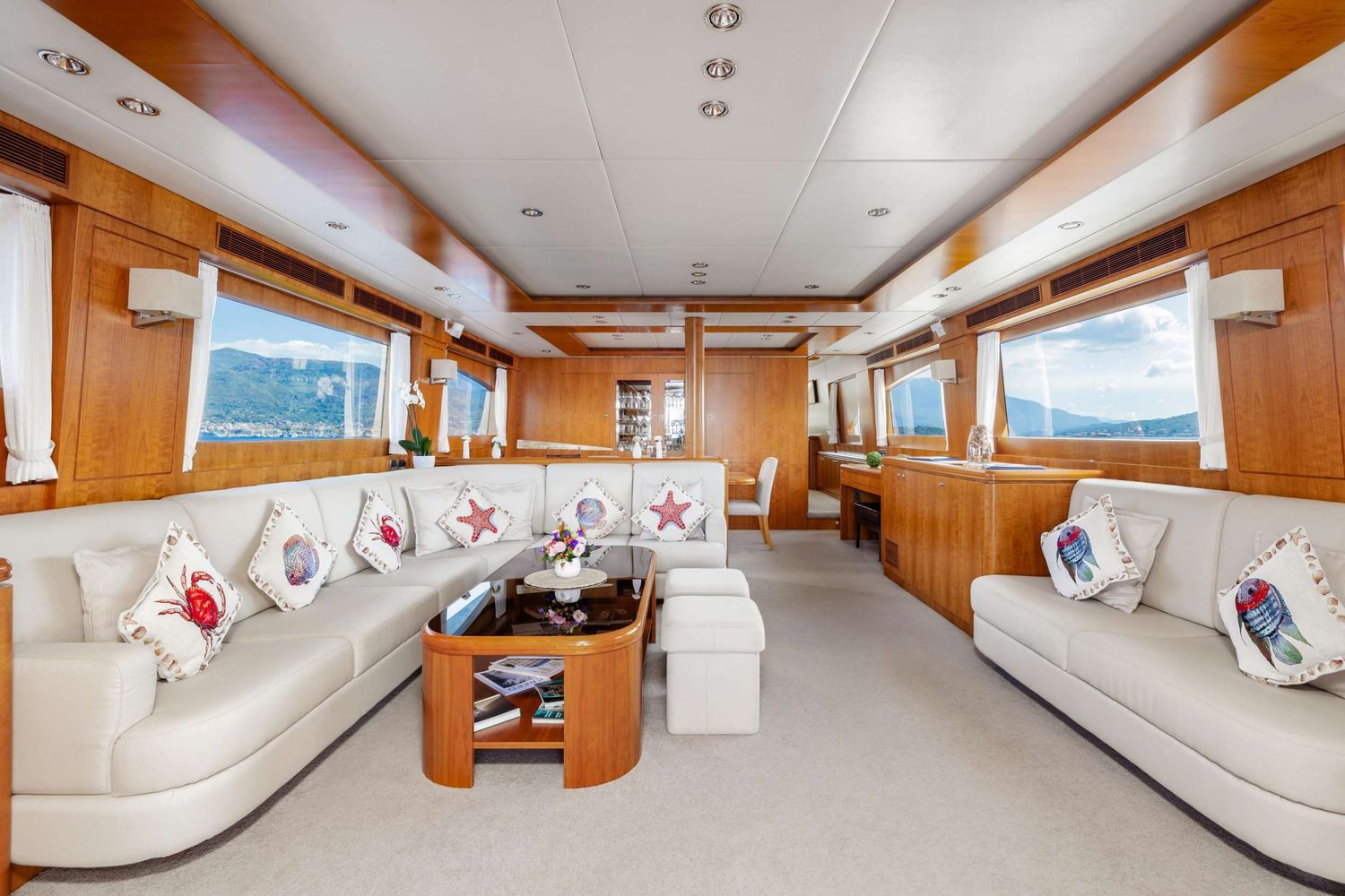 yacht-1379