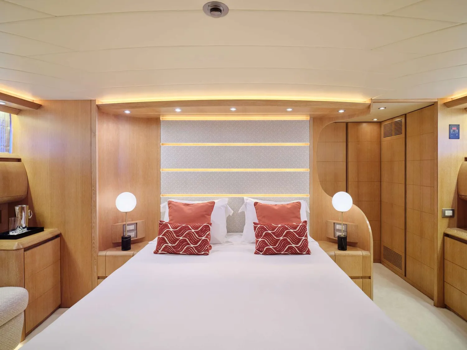 yacht-69427