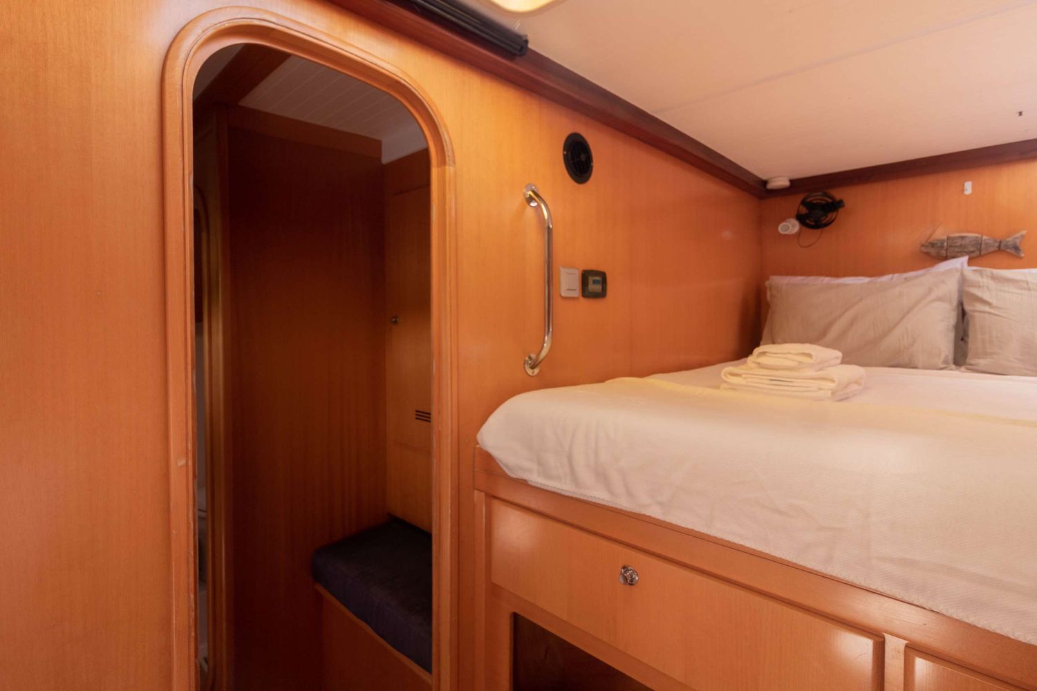 yacht-70295