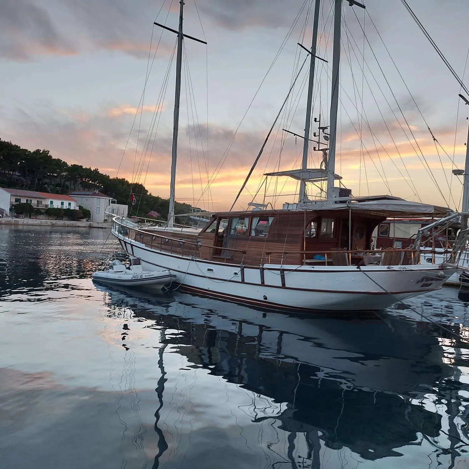 yacht-71158
