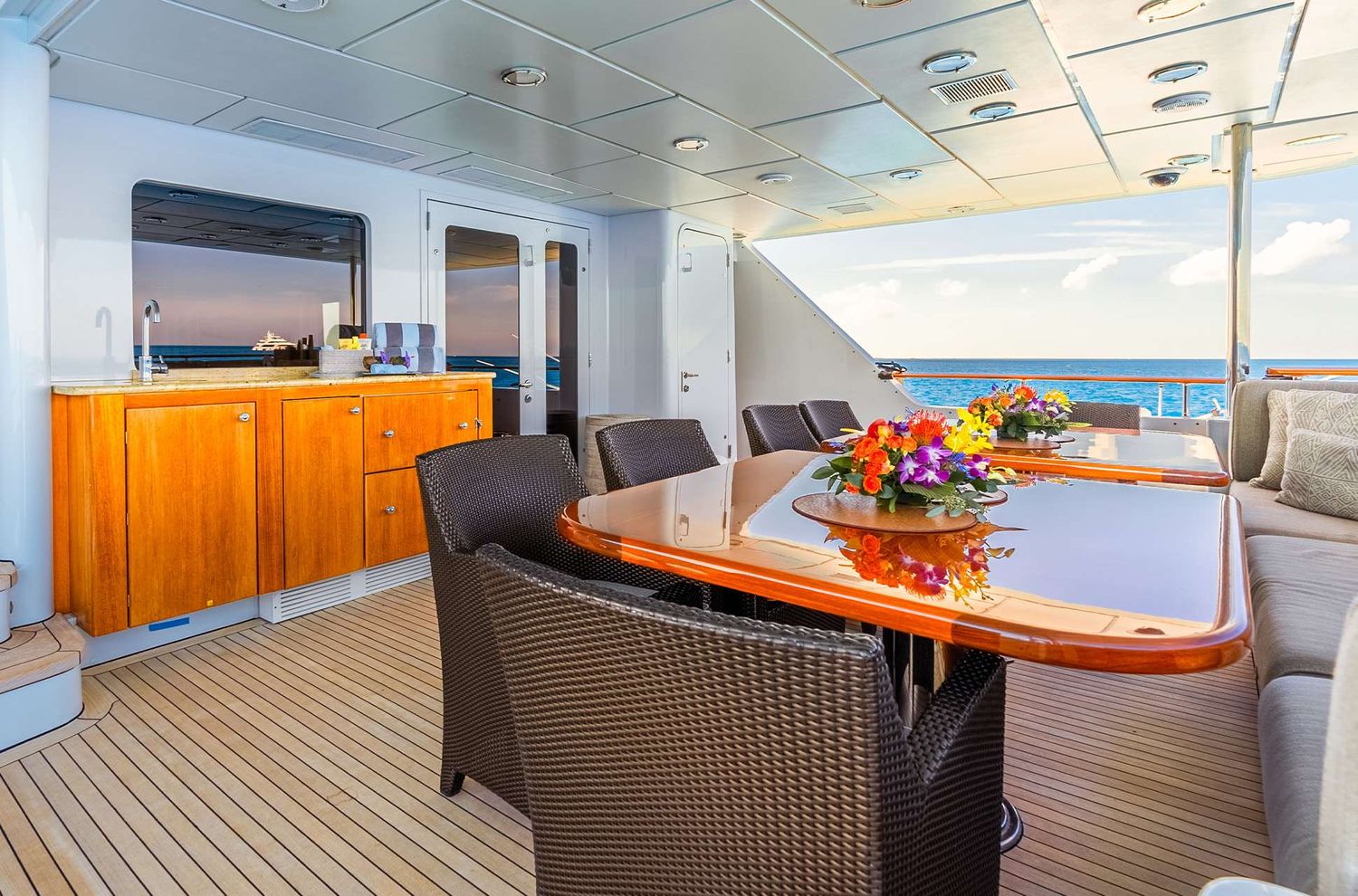 yacht-163996