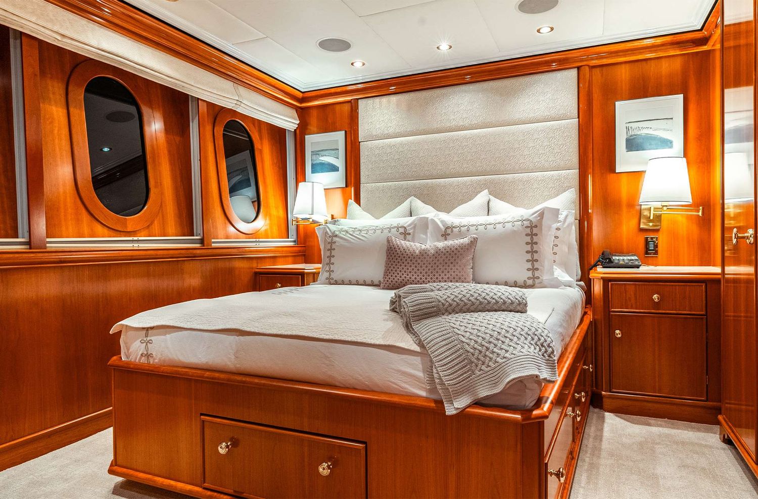 yacht-163998