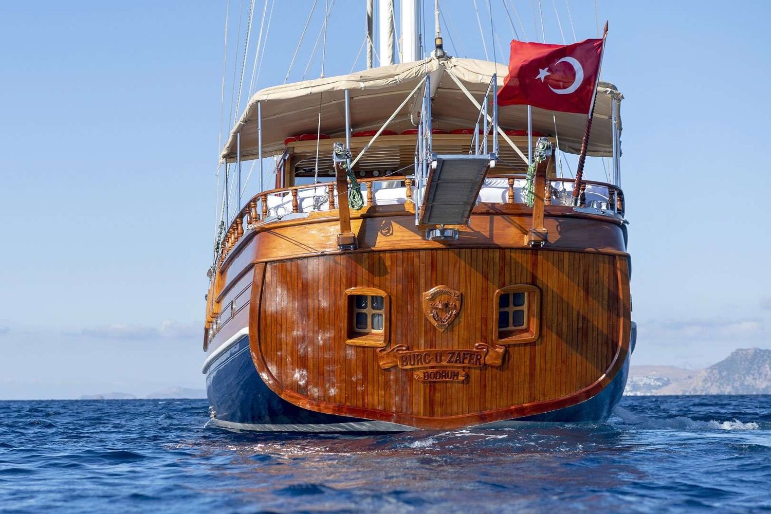 yacht-73225