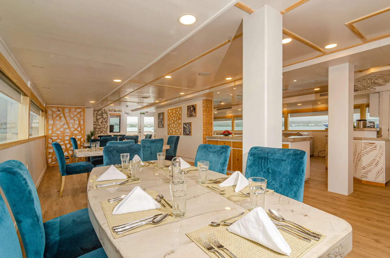 yacht-144219