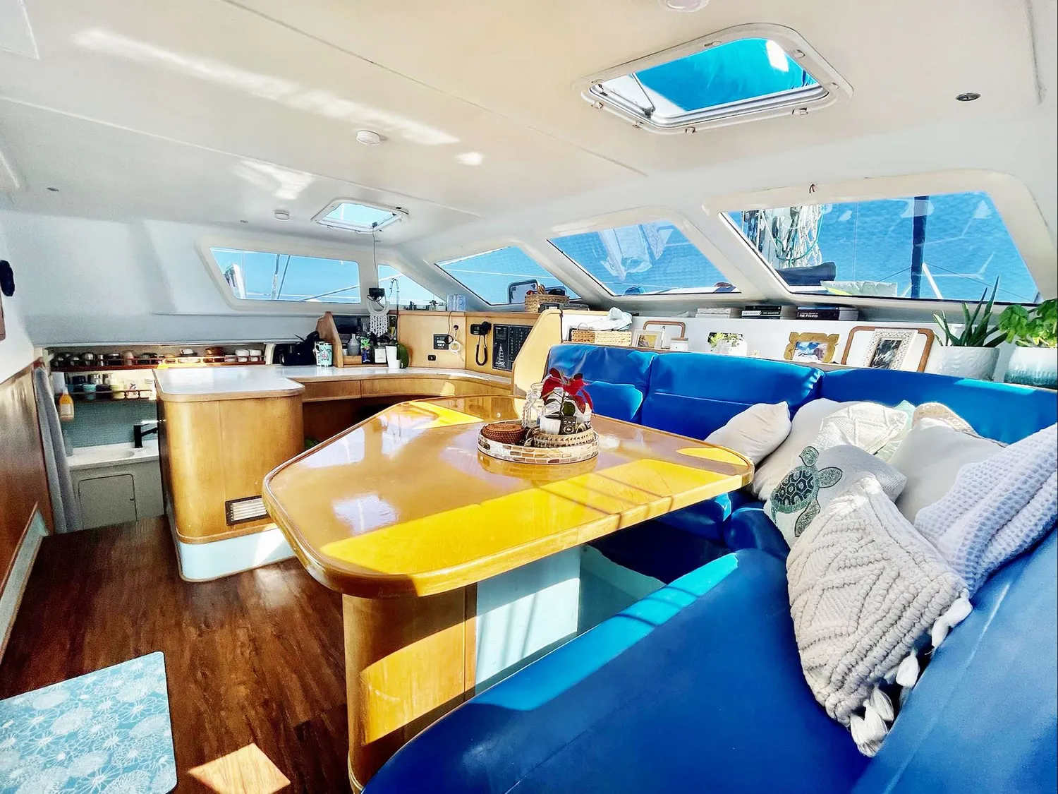 yacht-73276