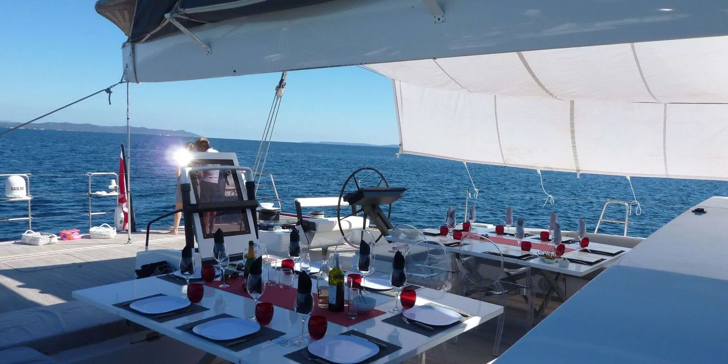 yacht-73523