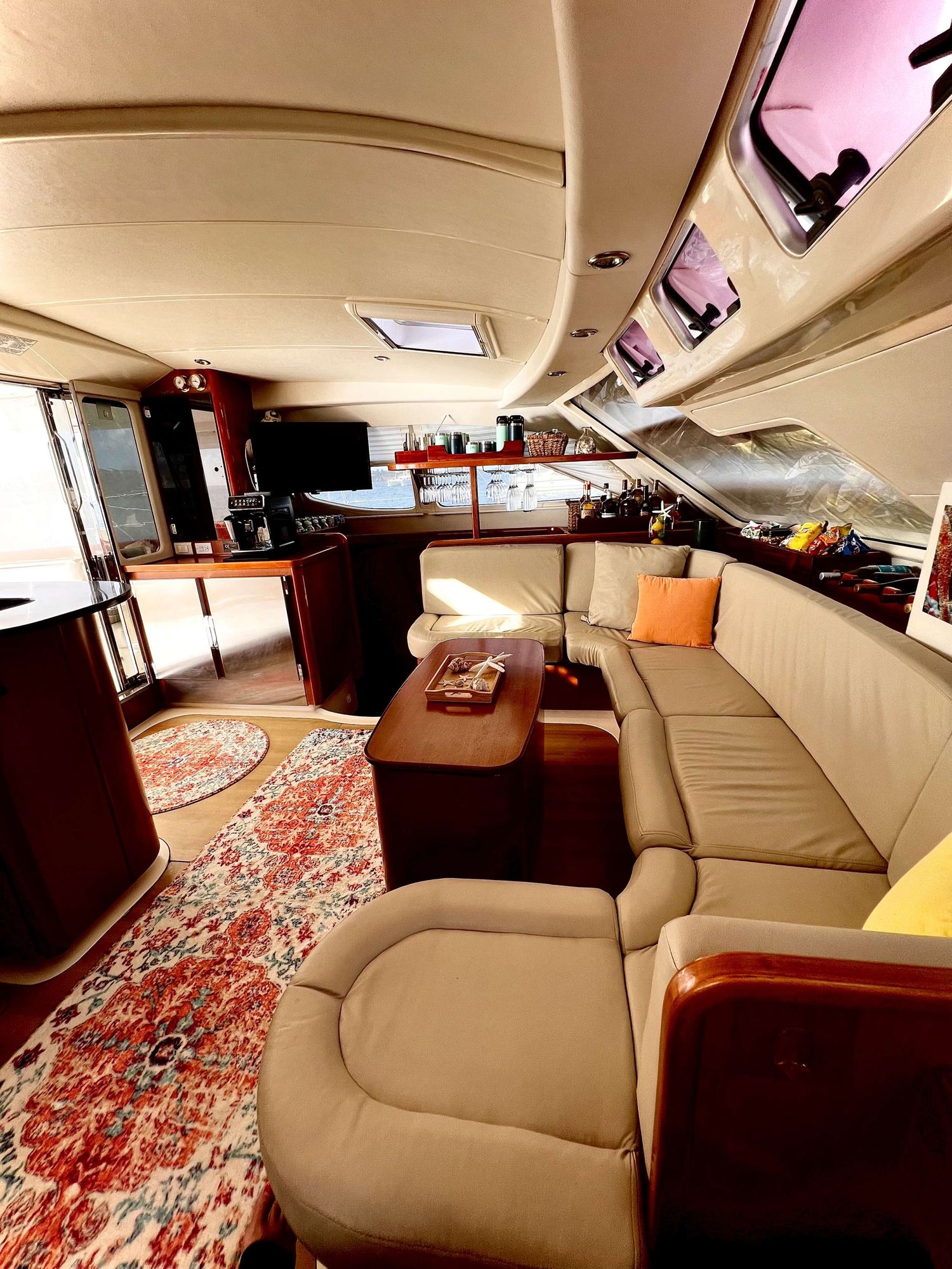 yacht-74089