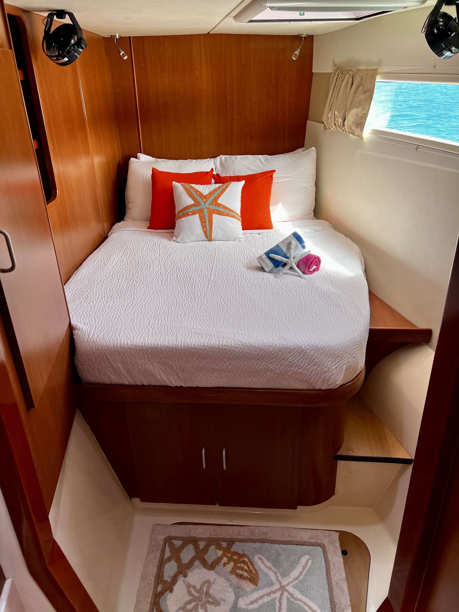 yacht-74094